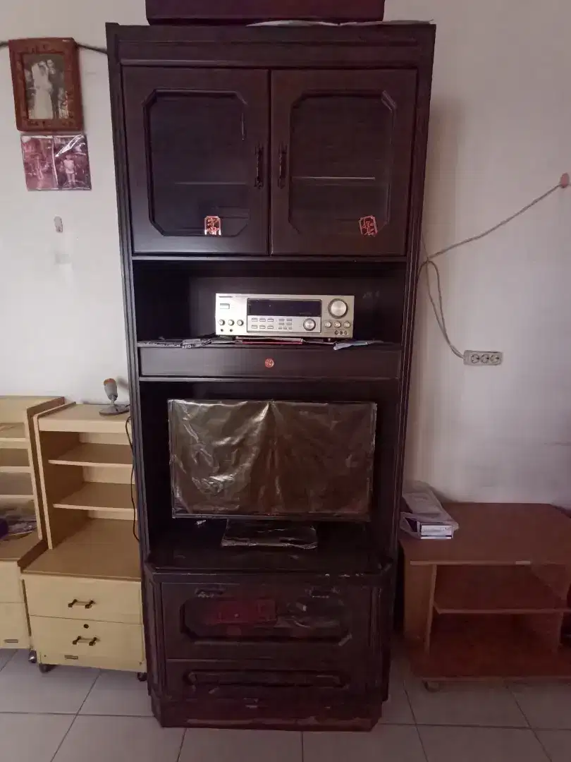 Lemari Tv & Speaker