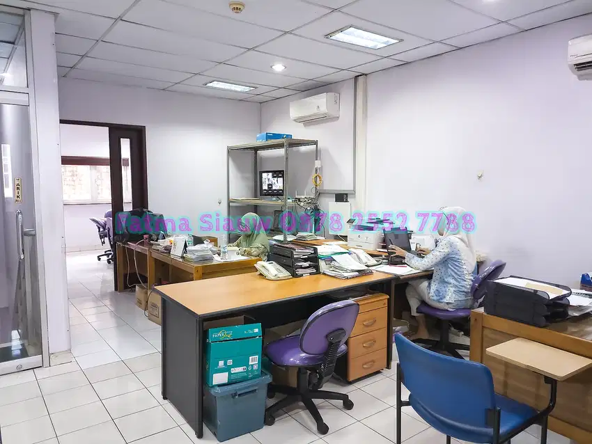 Rukan Rumah Kantor 3 lantai siap pakai di BSD City, Tangerang Selatan