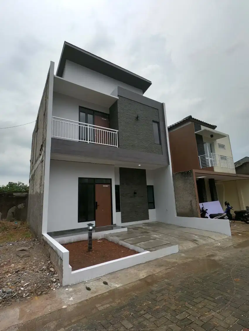 Rumah Luas dekat LRT Bekasi Timur