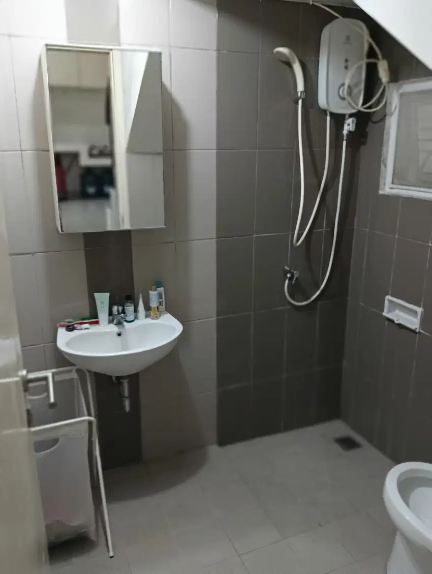 DIJUAL RUMAH 2 LANTAI GADING SERPONG CLUSTER MONACO