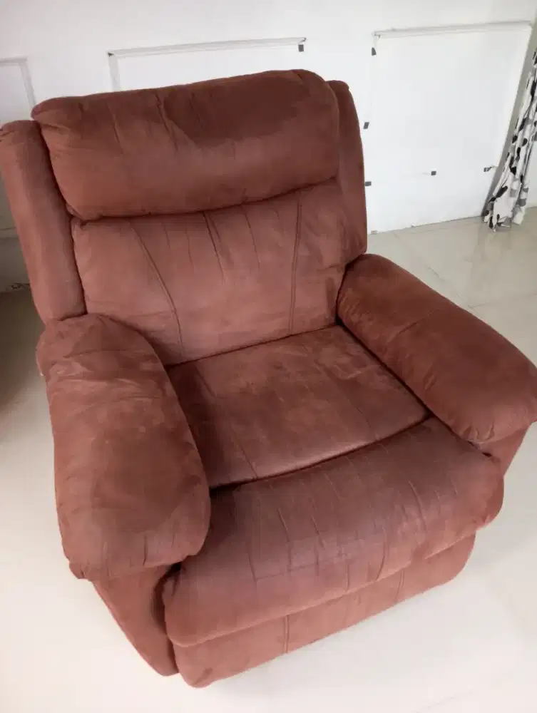 Dijual Sofa Reclining Second