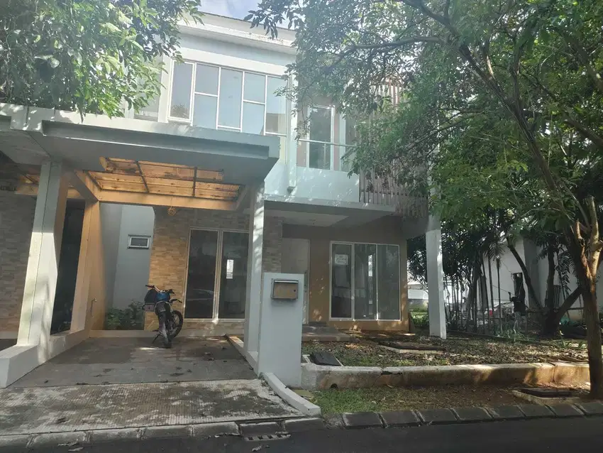 DIJUAL RUMAH HOOK DI GRAND TARUMA KARAWANG BARAT