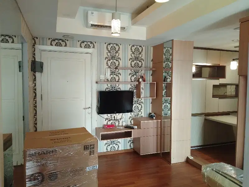 di sewakan apartemen green lake Sunter tipe 3 bedroom semi  furnish