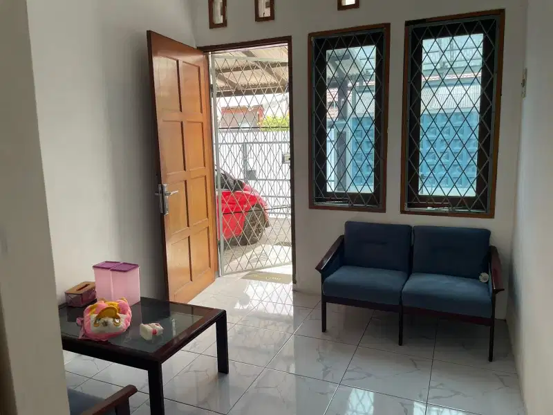 Dijual Rumah Asri Di Taman Kopo Indah 2