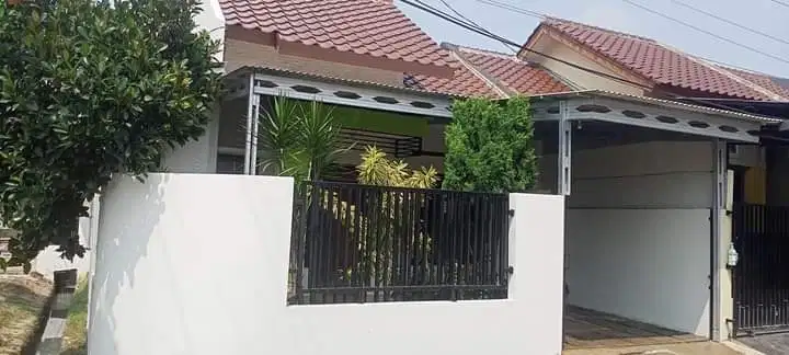 Rumah Rapih Siap Huni di Perumahan Simprug Poris Cipondoh