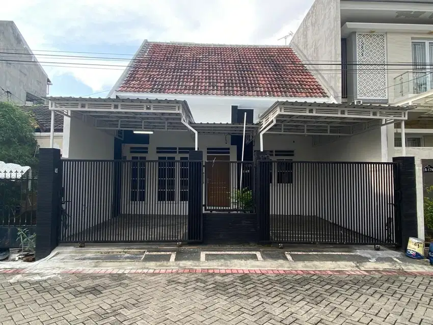Rumah 2M an murah surabaya timur manyar jaya