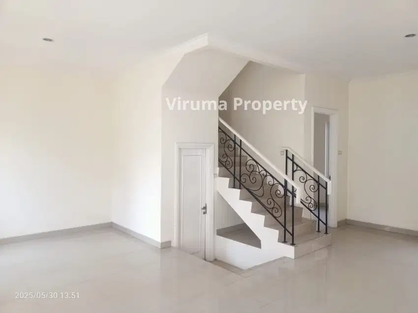 VTH0106 - Rumah Modernland, Cluster Exclusive, View Lapangan Golf !