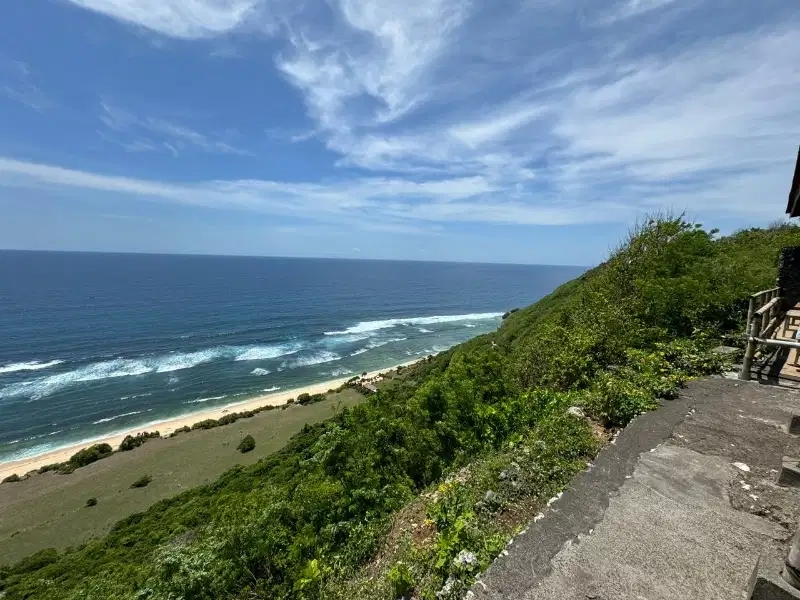 DIJUAL TANAH LOSS TEBING DENGAN VIEW PANTAI DI ULUWATU