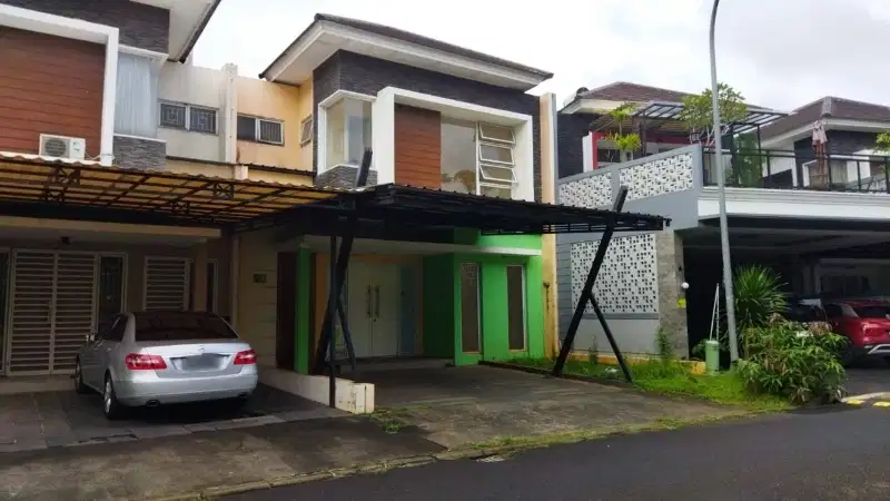Rumah bagus harga murah di Grand wisata bekasi