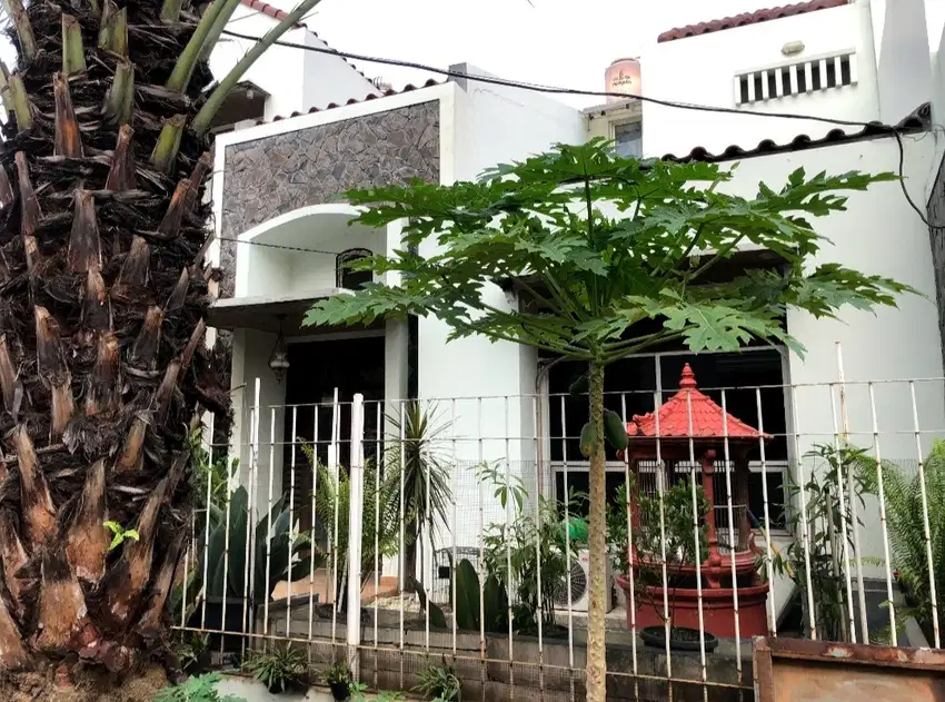 Rumah Dijual Dua Lantai di Jakapermai Jakasampurna Bekasi Barat