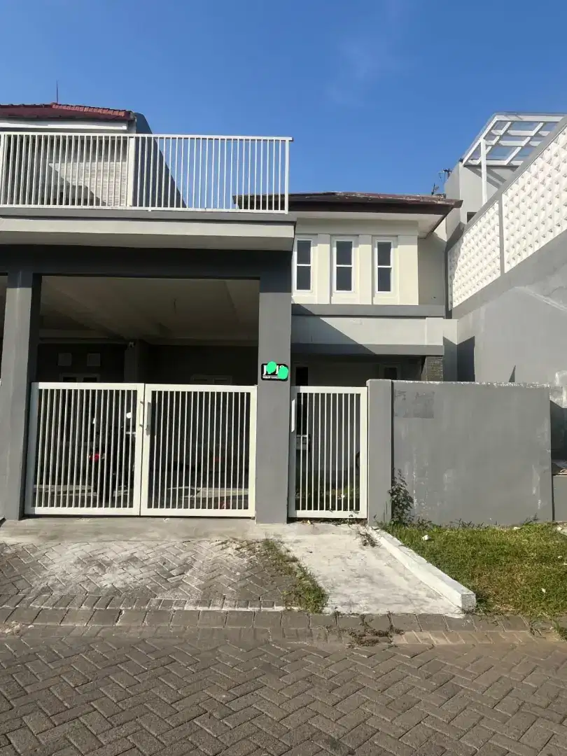Dijual Rumah di puri surya jaya gedangan