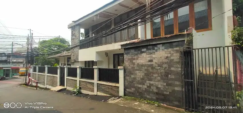 Dijual Rumah 2 Lantai Posisi Hook di Duren Tiga Jakarta Selatan