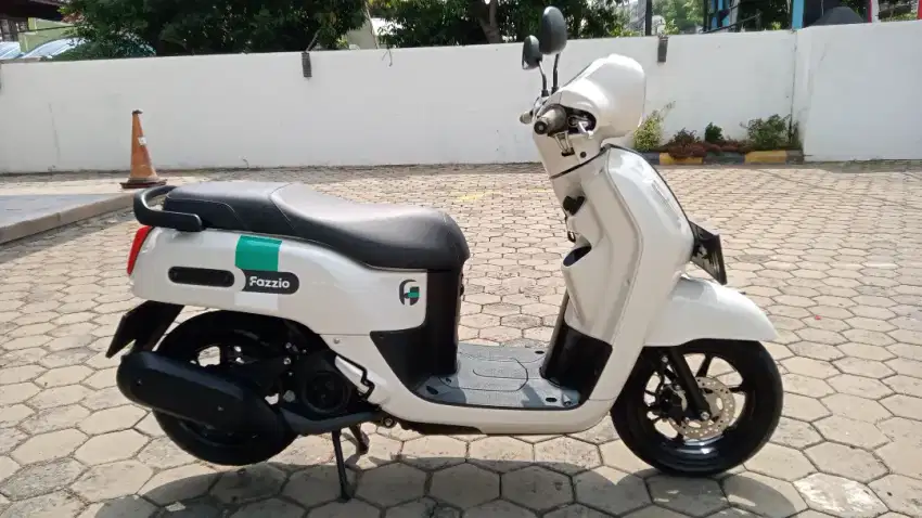 Fazzio Th 2022 Istimewa Top