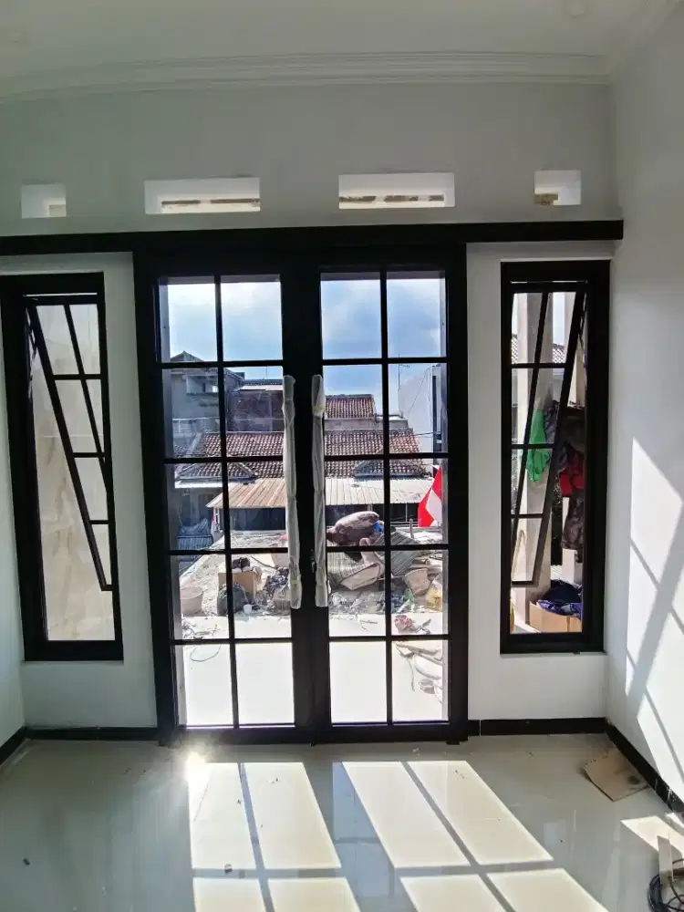 Jasa pemasangan dan pemesanan kusen pintu dan jendela aluminium