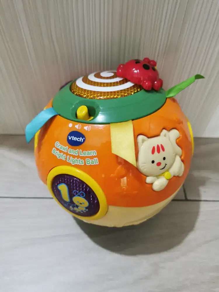 Mainan anak bola Bright Light Ball