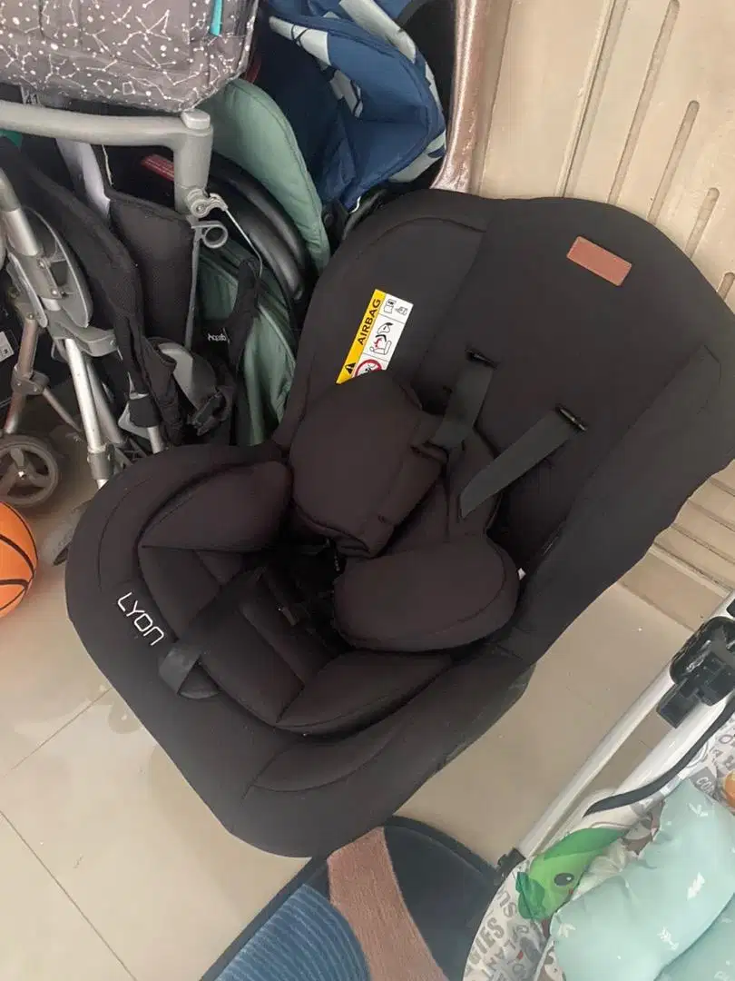 pliko car seat LYON