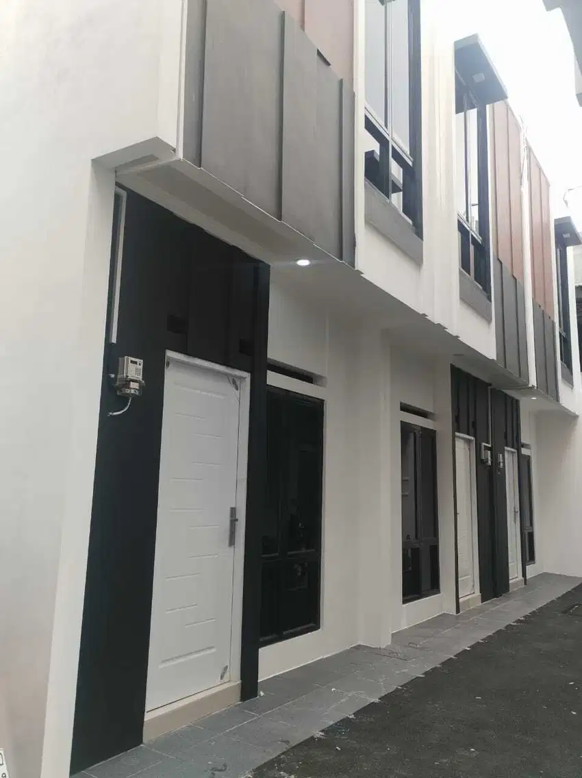 DiJual Rumah Cantik Elegant Utan Kayu 5 menit Kampus UNJ