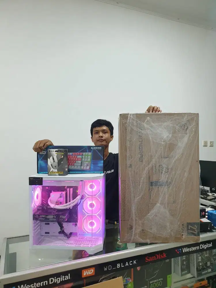 PC Editing dan Render Frontal kelas berat intel gen 14 ft RTX 5060