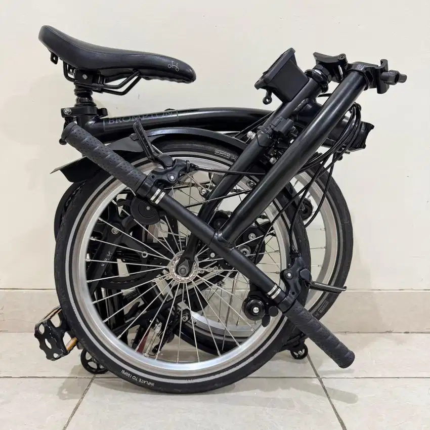 BROMPTON S6L BLACK IN BLACK EDITION 2015 - ISTIMEWA