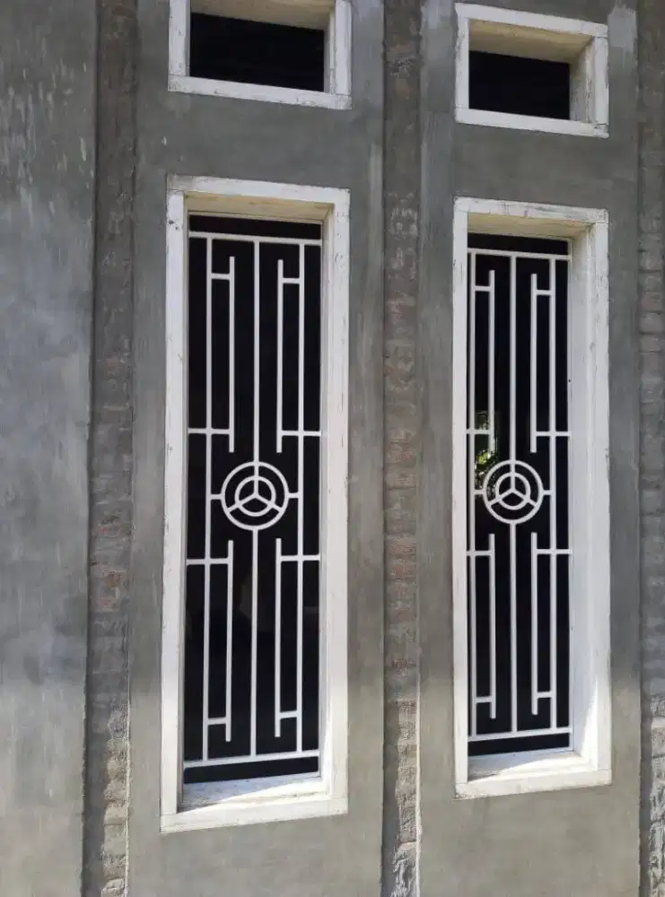 Tempahan jerjak jendela