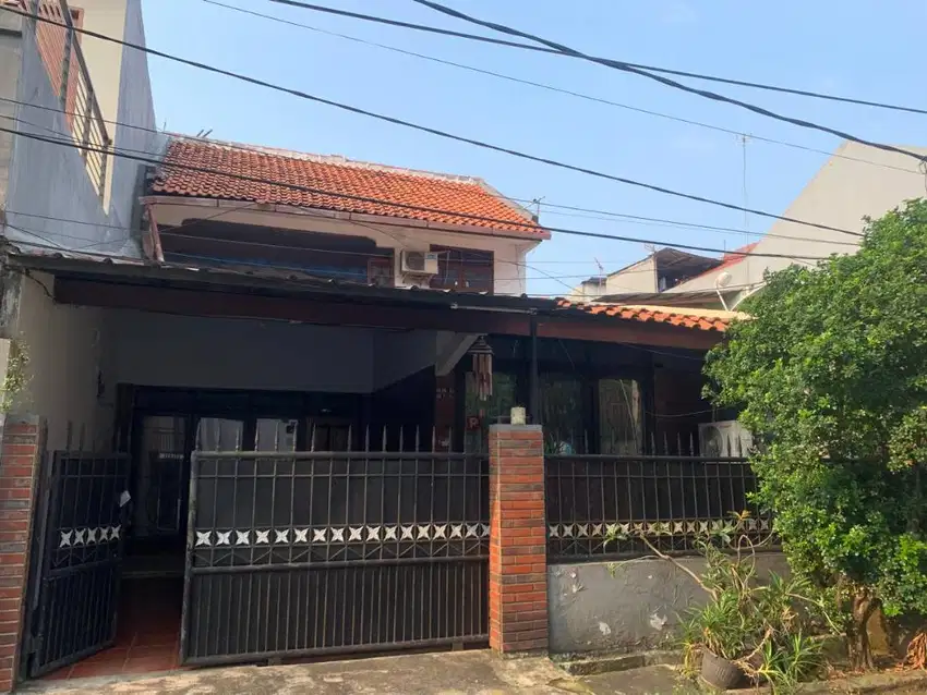 Dijual rumah second dekat dengan masjid SD swasta dan negeri