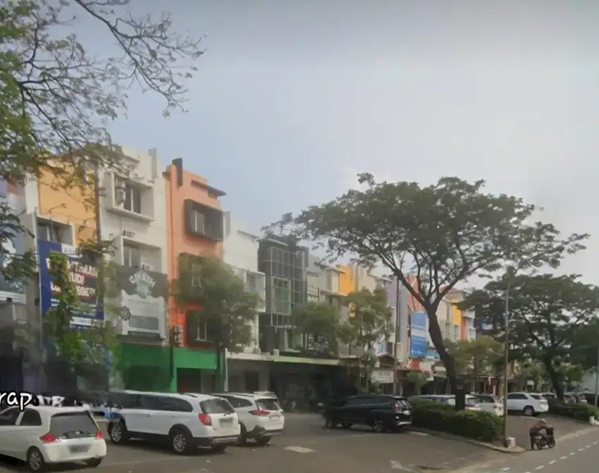 Ruko Asia Tropis , Boulevard 3Lantai siap pakai di Harapan Indah