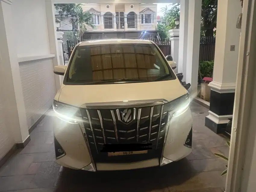 Toyota Alphard 2.5 G CVT 2018