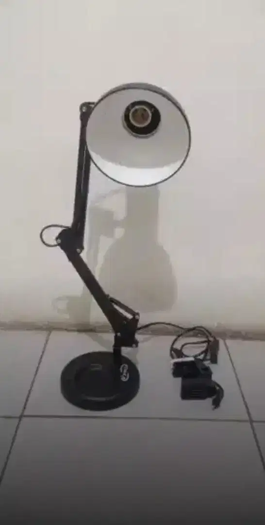 Lampu belajar arsitek meja