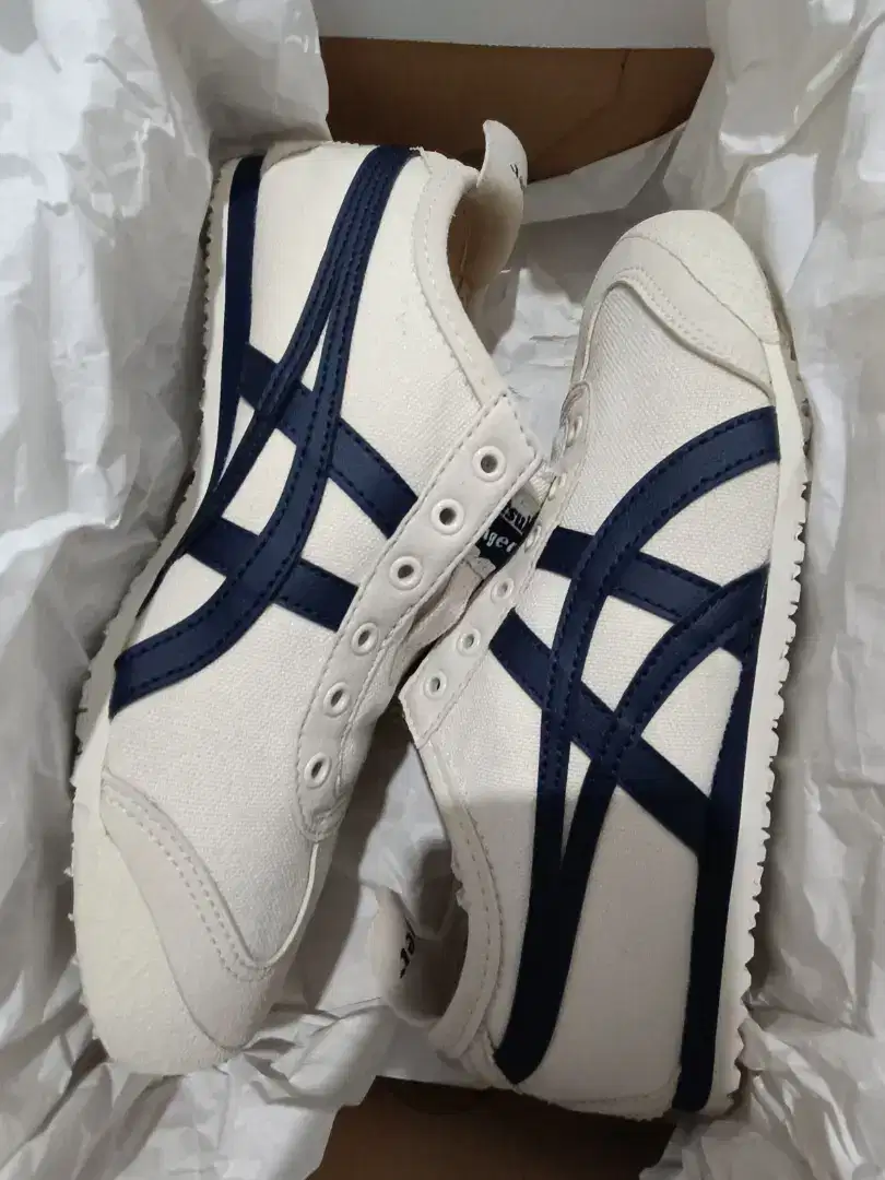 Sepatu Onitsuka Tiger