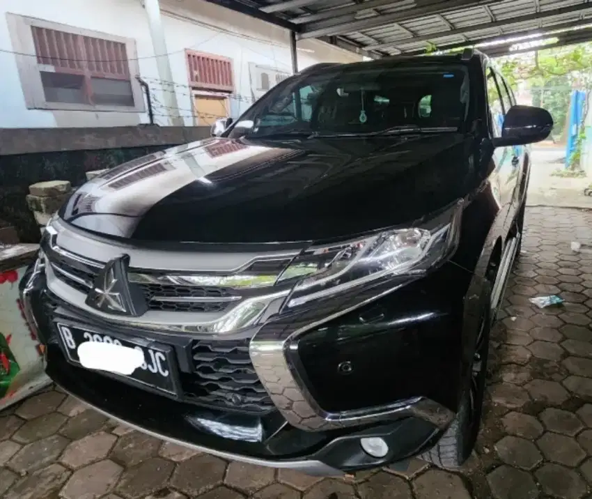 Pajero sport dakkar 2020
