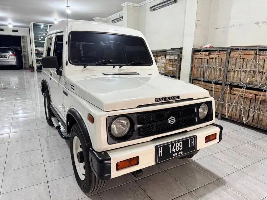 Suzuki Katana 1.0 GX Manual 1996. Plat H tgn1 dari baru. Istimewa