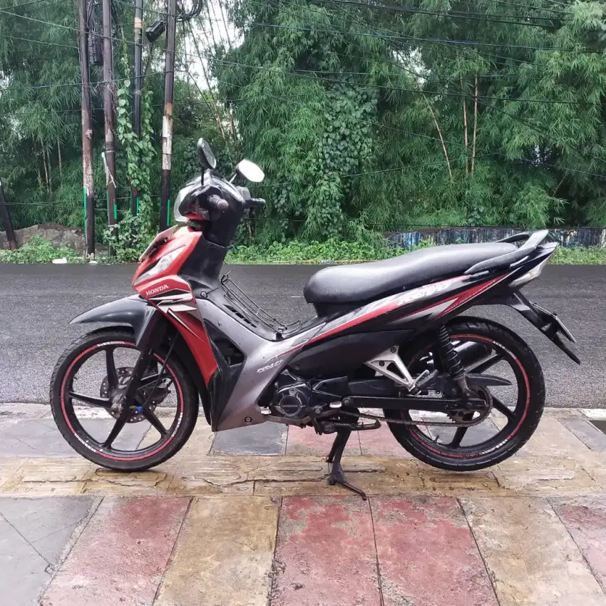 Revo 2015 Mesin Cakep lengkap Bagus