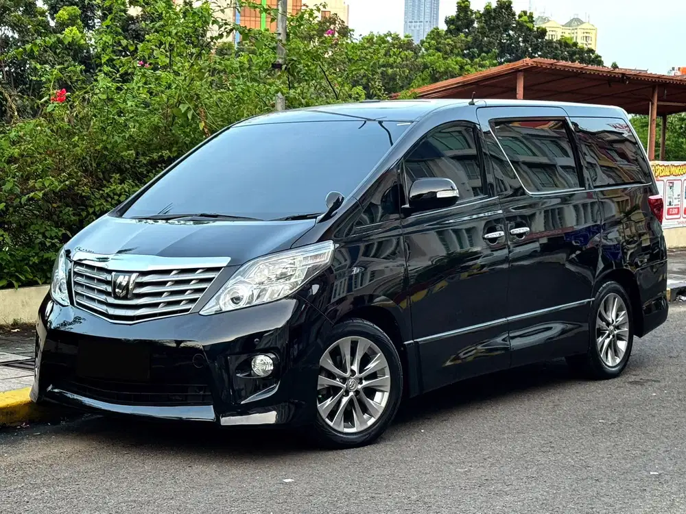 2011 Toyota Alphard 2.4 S Audio Less Bensin