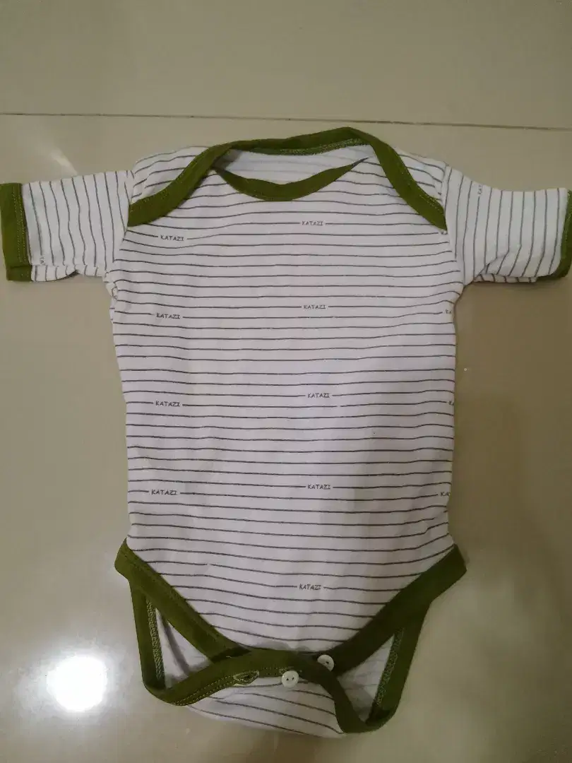 Preloved baju baby bulanan ke setahun