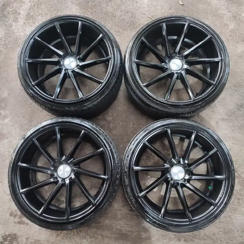Velg Mobil VOSSEN Palang 10 Miring R18 Set Ban Ceper