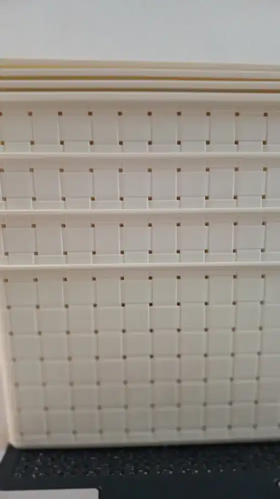 Storage 4 buah ( 40x28x18)