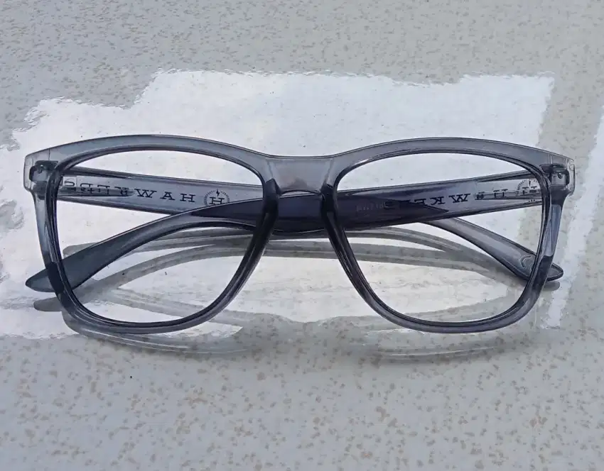 Frame Kacamata Hawkers