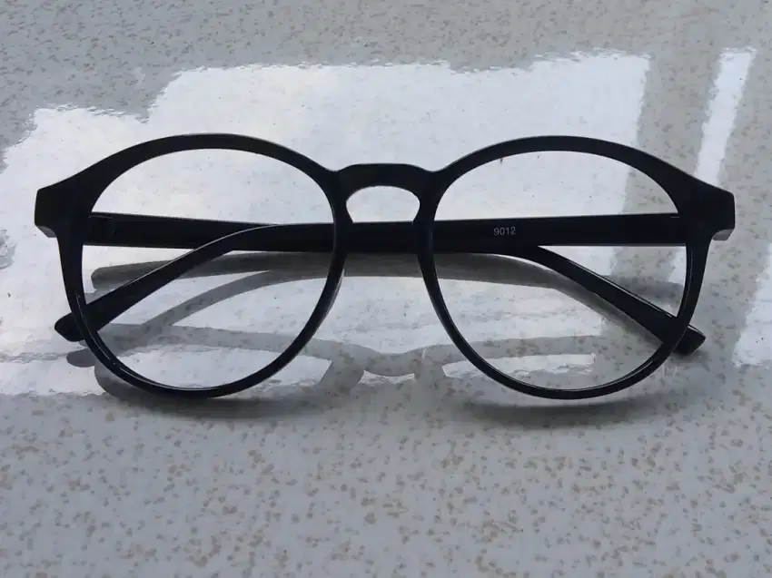 Frame Kacamata Bulat