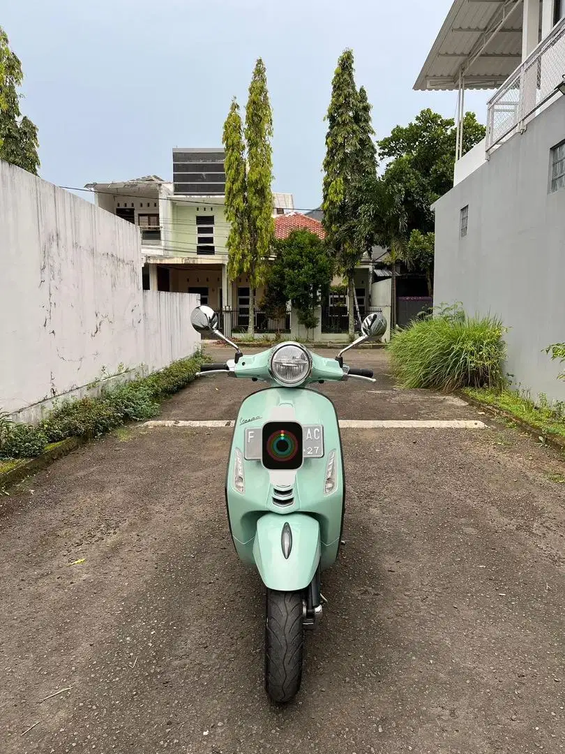 Vespa Primavera 2022