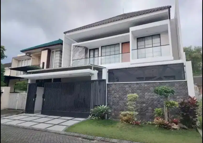 Strategis! Araya Boulevard Greenwood Kota Malang