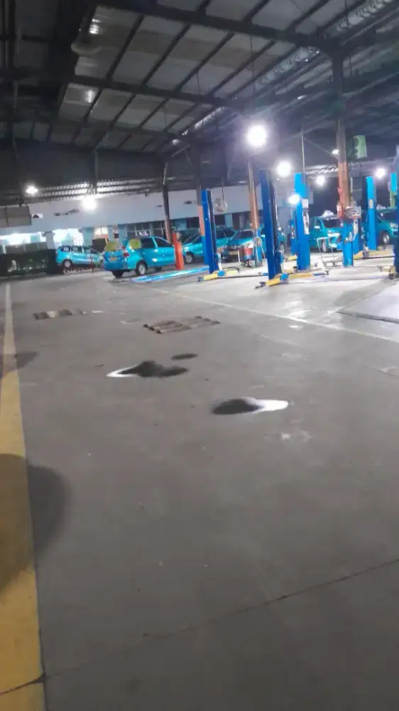 Driver taksi blue brid