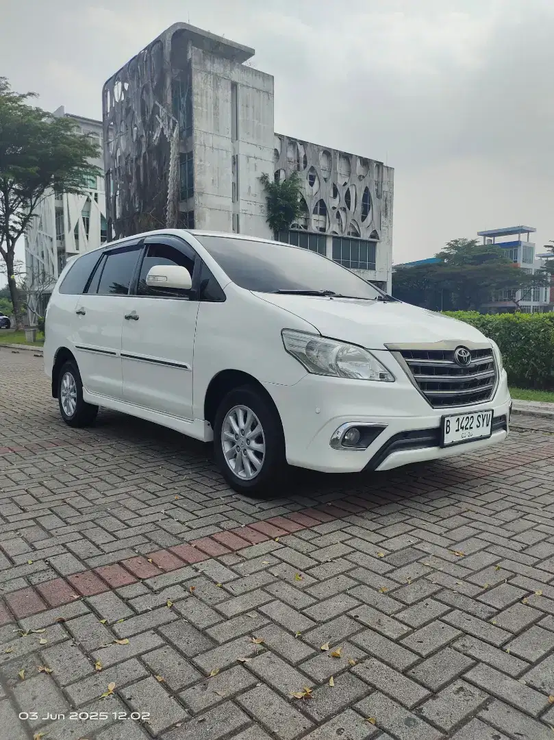 Toyota Kijang Innova V 2.5 Matic Diesel Th 2014