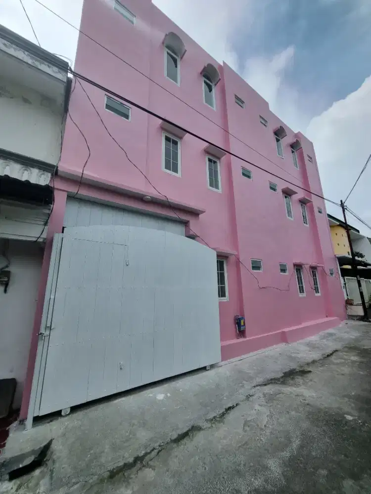 Rumah murah di lingkungan yang sejuk luas 201m2 dekat UB