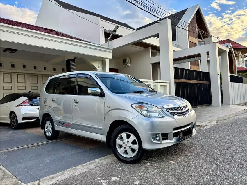 Avanza G manual 2010 1 tangan dari baru!!