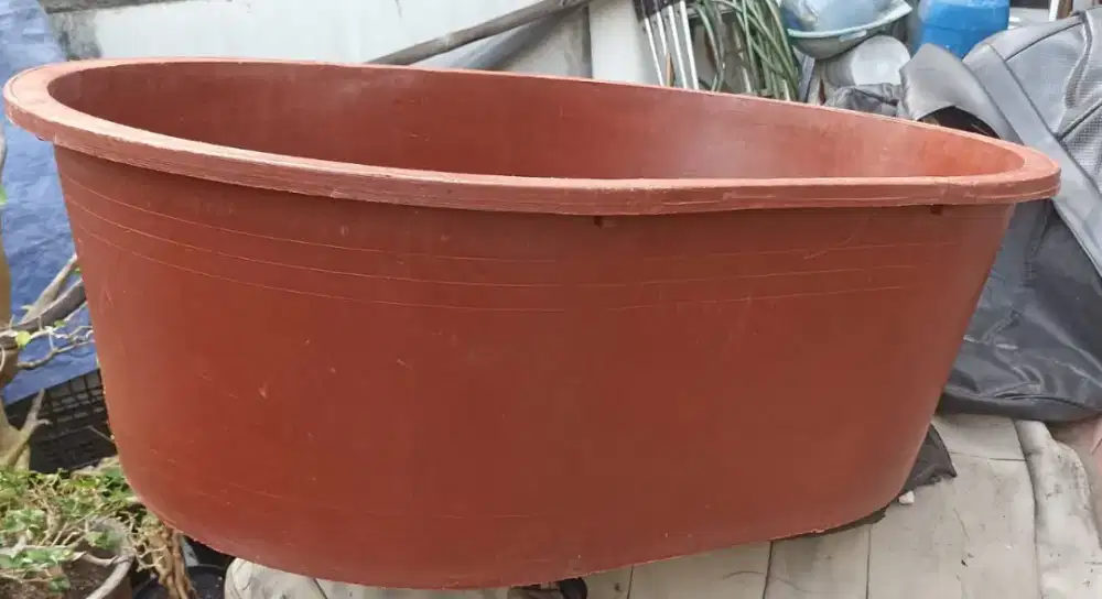 TEMPAT /  WADAH AIR BESAR