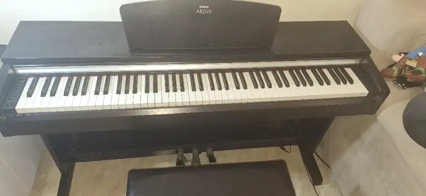 Dijual Yamaha Arius Electric Piano