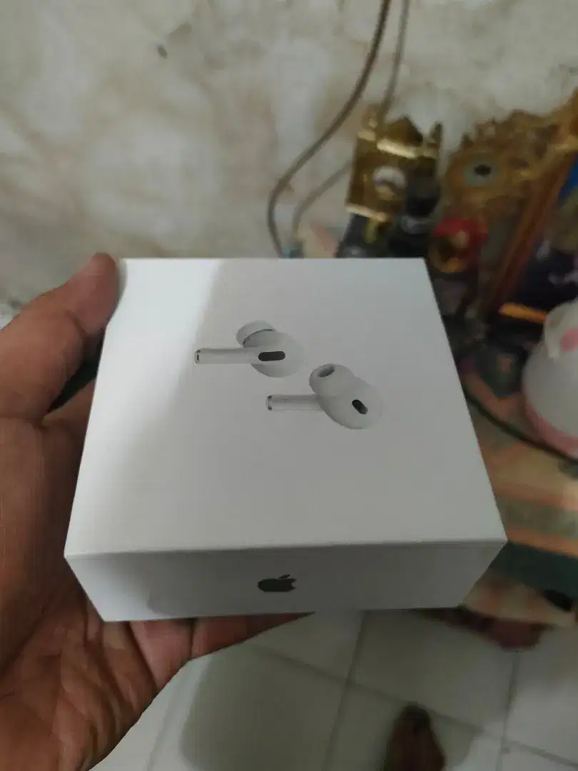 Airpod pro gen 2 type C Like new