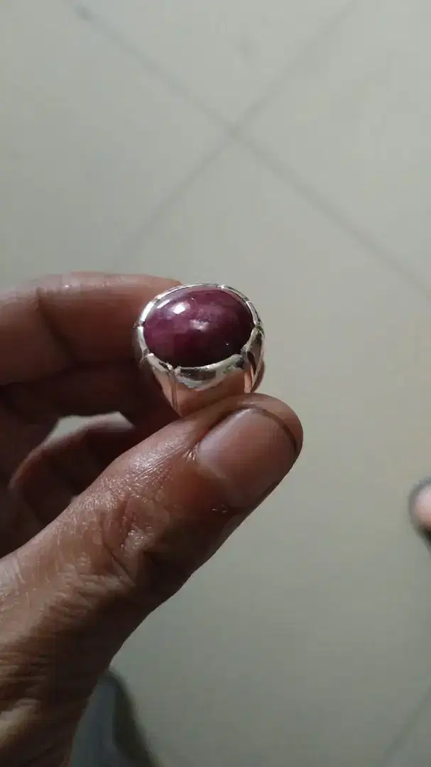 Cincin batu RUBi