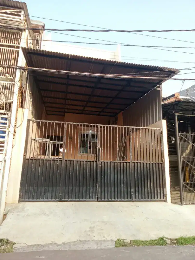 Rumah Taman Cosmos Jakbar 2 unit 296m2