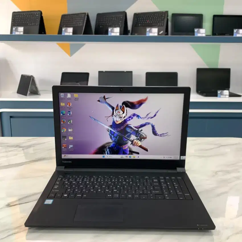 [T11] LAPTOP NUMLOCK i7 8Gb 256gb 14inch siap pakai